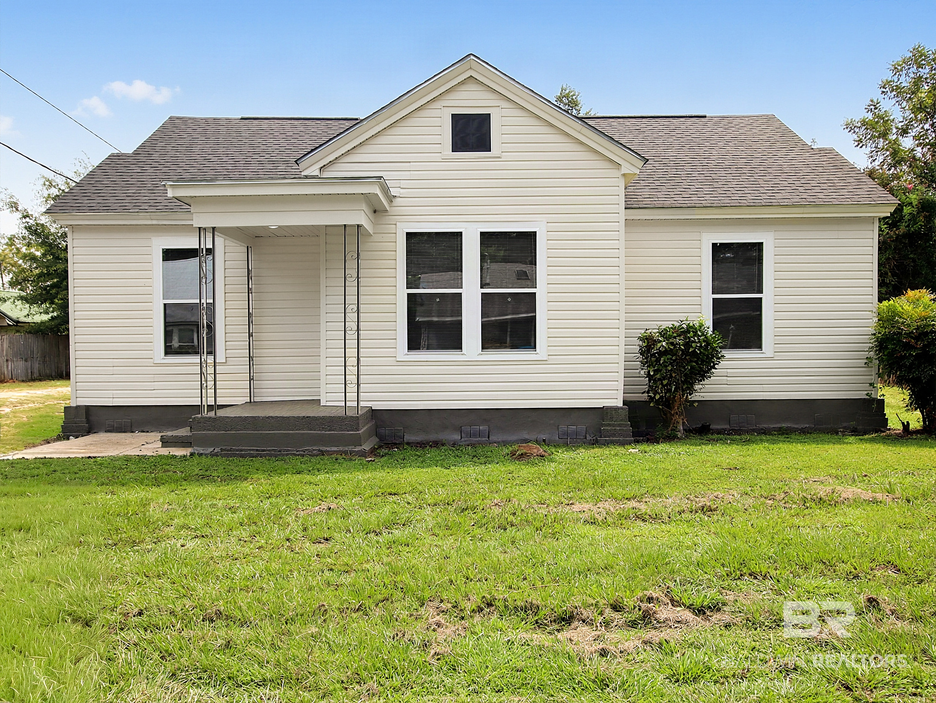 Photo 1 of Single family home for sale at 103 Forest Ave, Atmore, AL 36502 | MLS# 409793 | Listing updated on 2026-10-20
