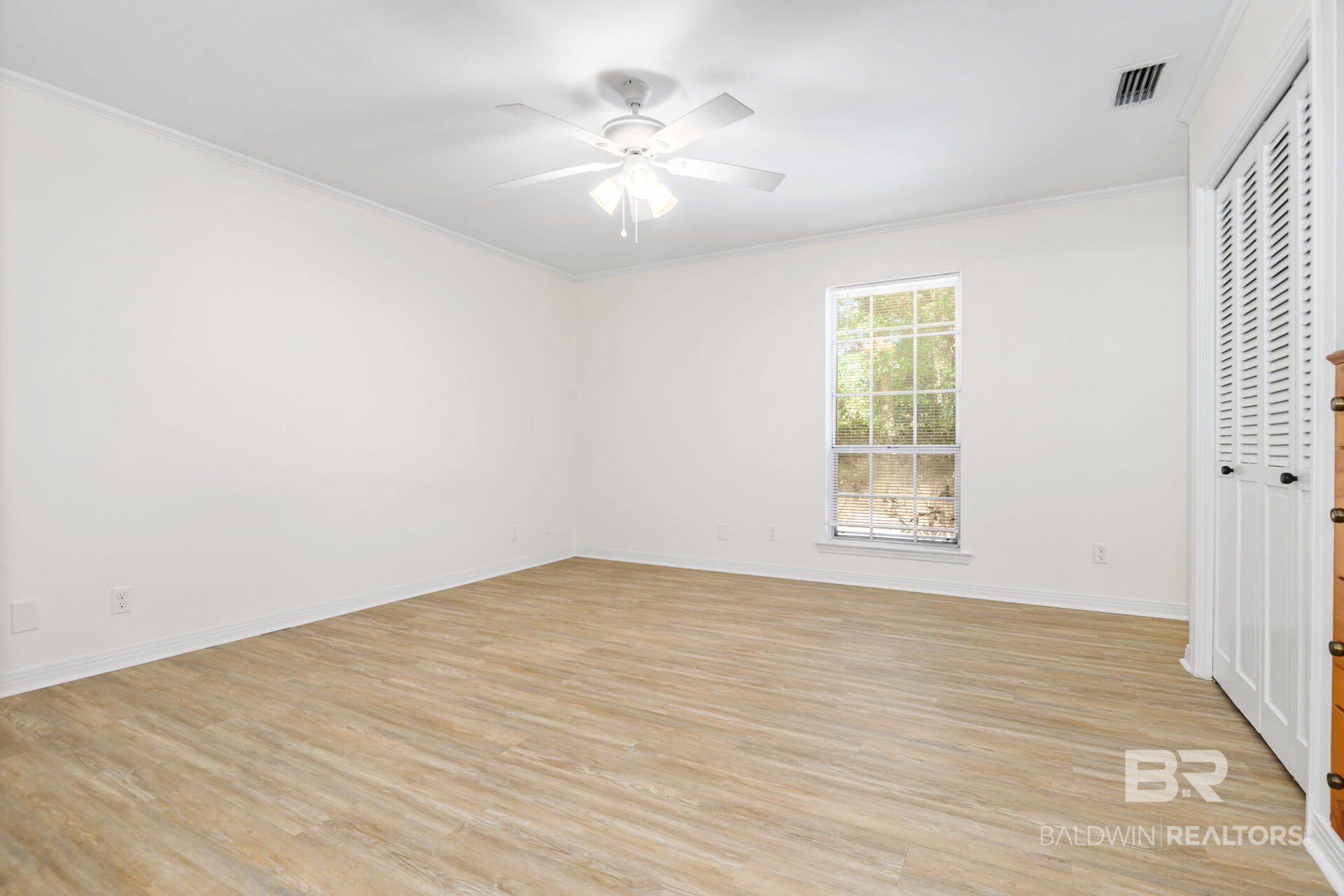 412279 | Photo 29