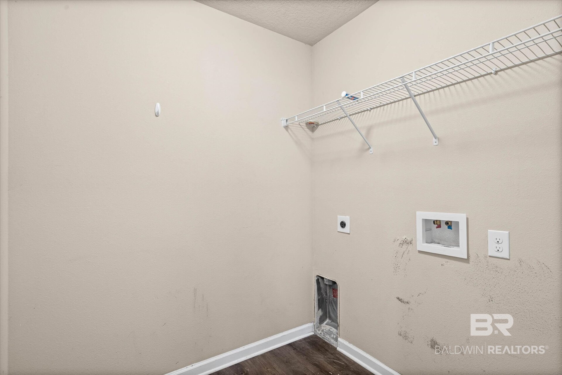 412278 | Photo 17