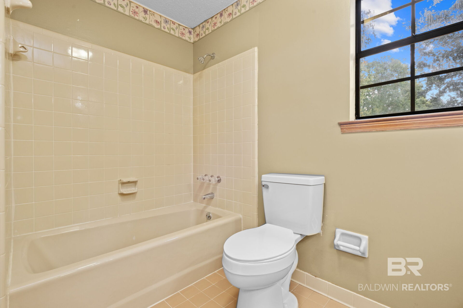 412288 | Photo 24