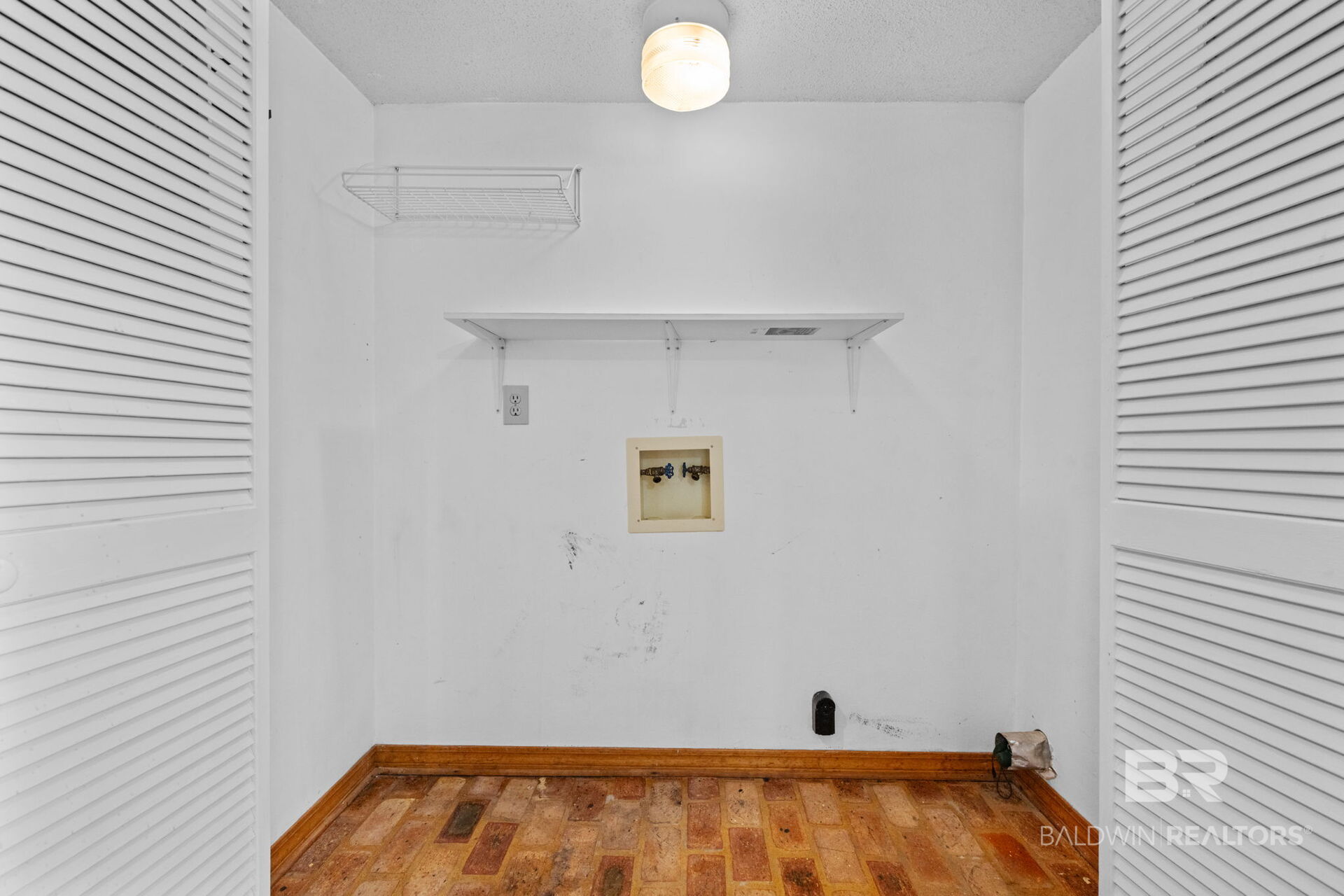 412288 | Photo 13