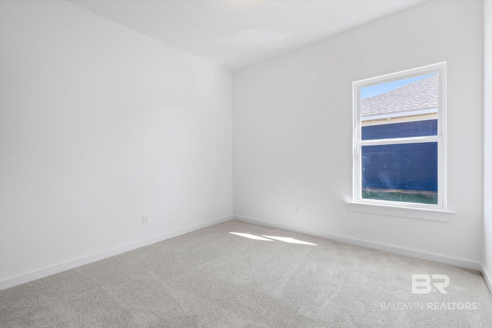 412303 | Photo 14