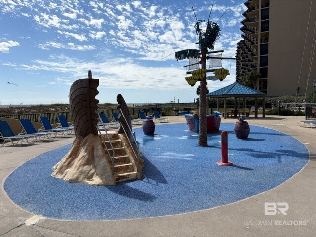 412349 | Photo 23