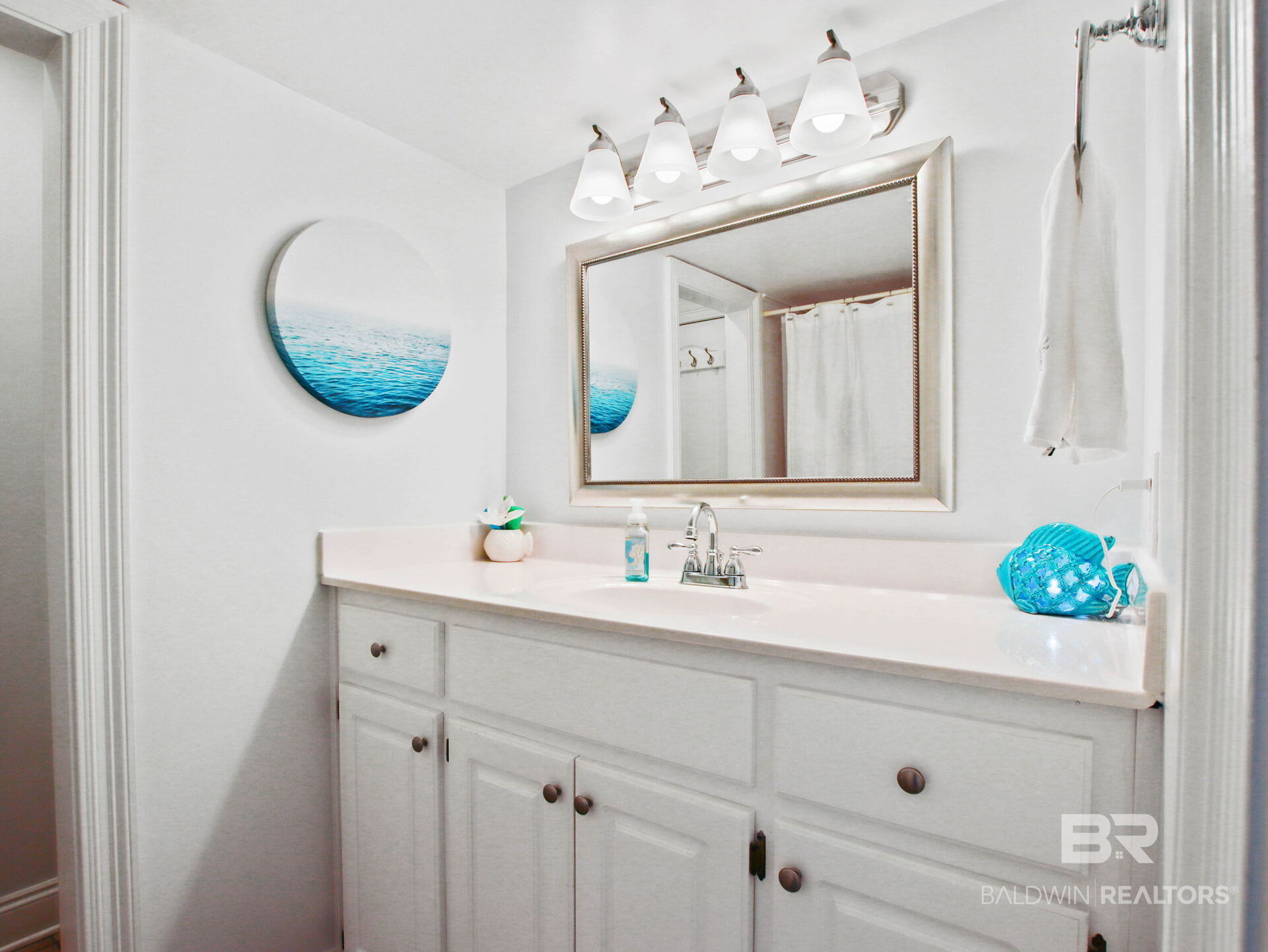 412347 | Photo 24
