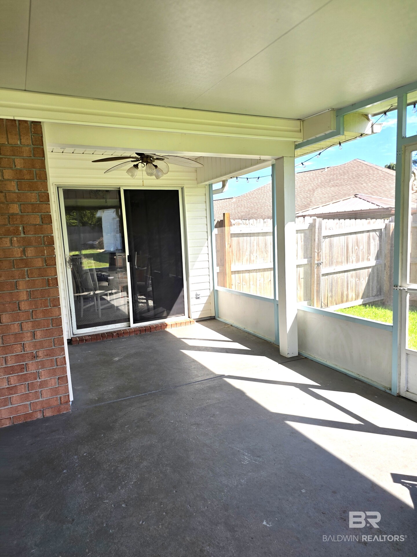 412405 | Photo 25