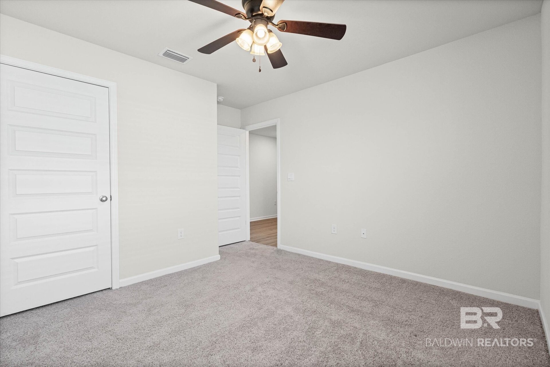412345 | Photo 20