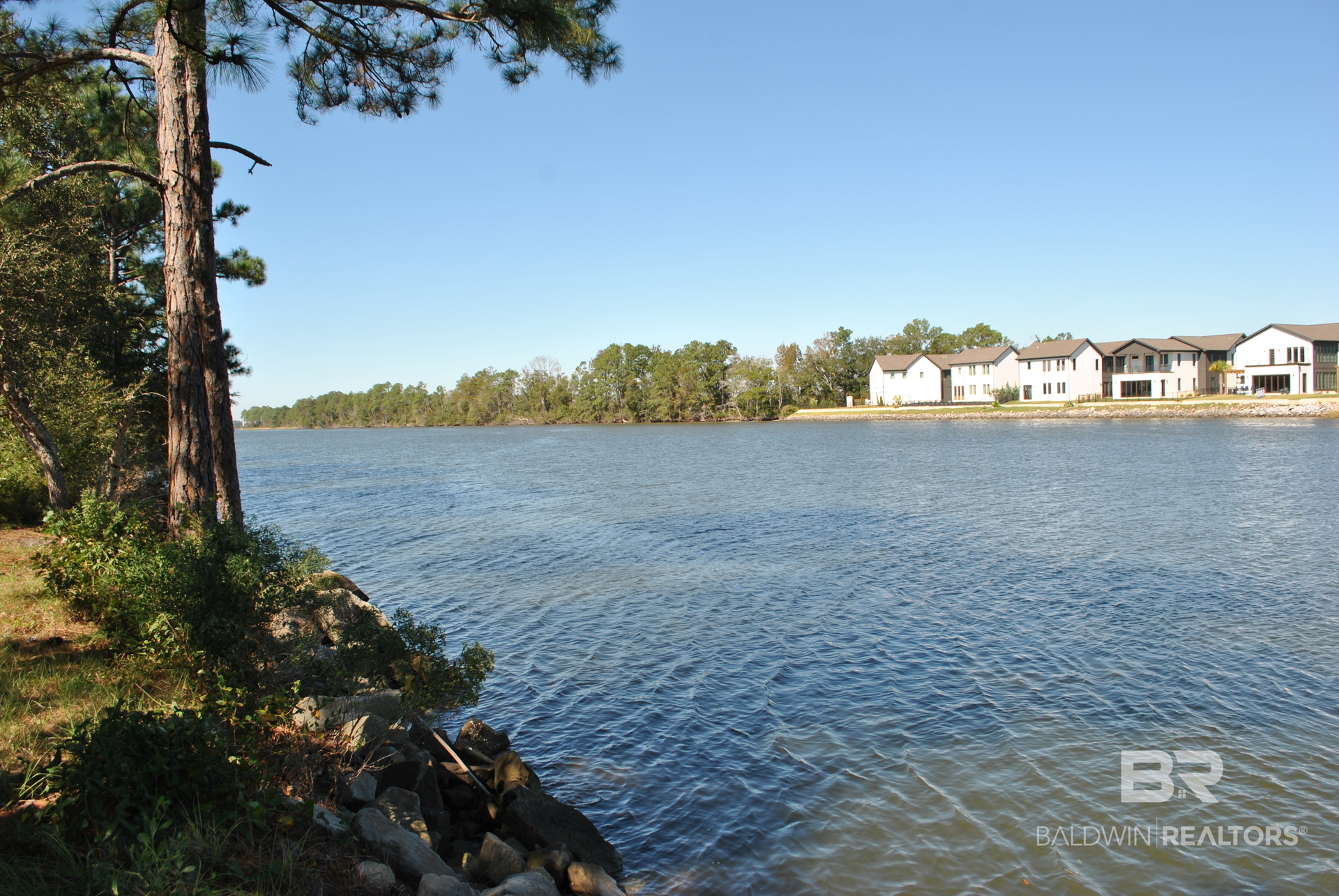 Photo 4 of Single family home for sale at 740 W Canal Dr, Gulf Shores, AL 36542 | MLS# 412375 | Listing updated on 2026-10-22