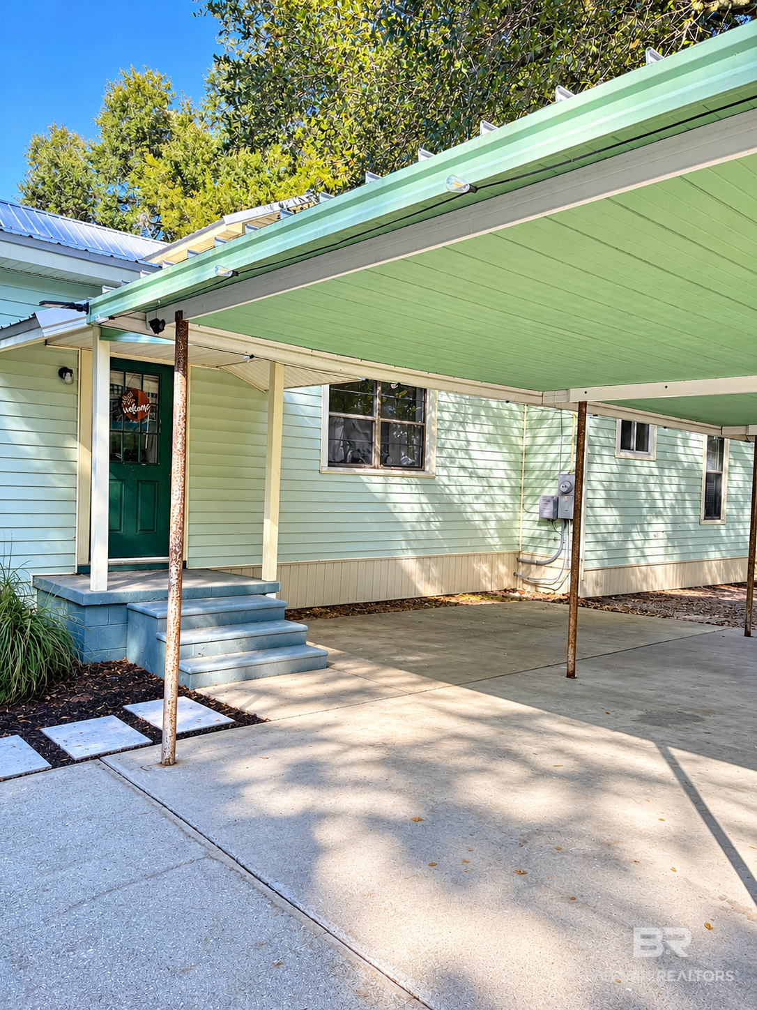 Photo 4 of Single family home for sale at 5200 1st Avenue, Loxley, AL 36551 | MLS# 411001 | Listing updated on 2026-10-26