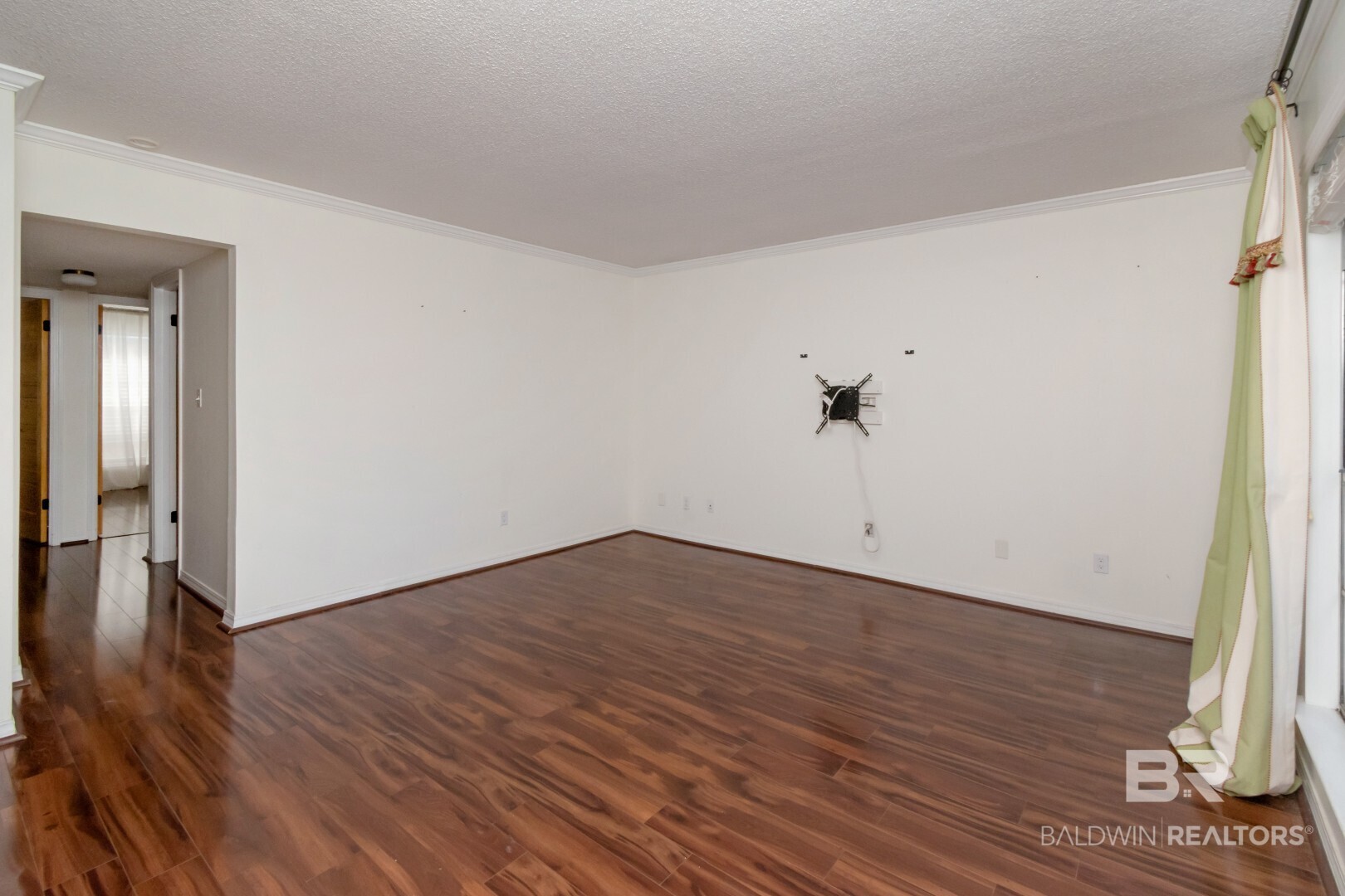 412633 | Photo 21