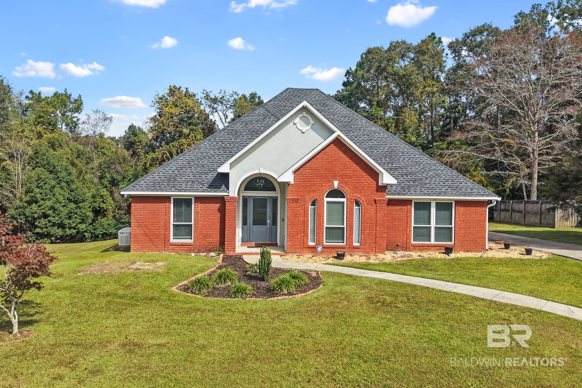 Single family home for sale at 11119 Lake Cir, Daphne, AL 36526 | MLS# 412655