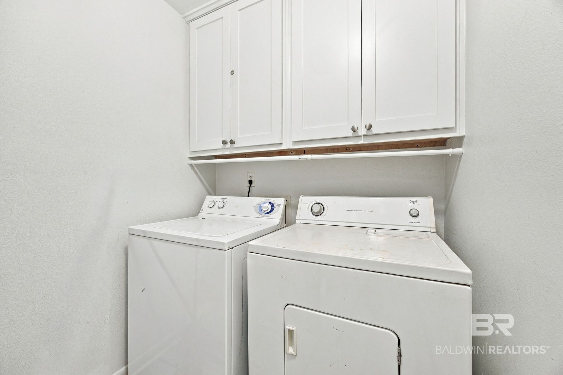 412765 | Photo 20