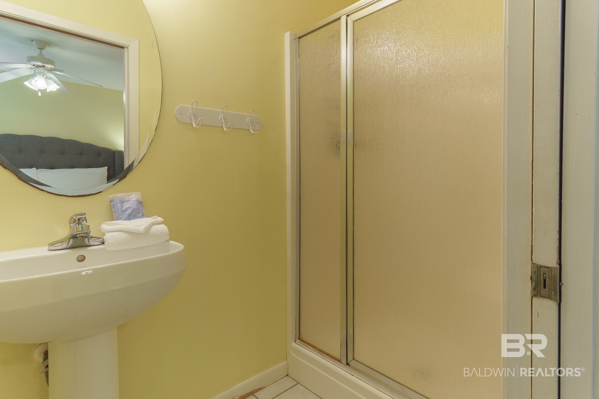 412351 | Photo 22