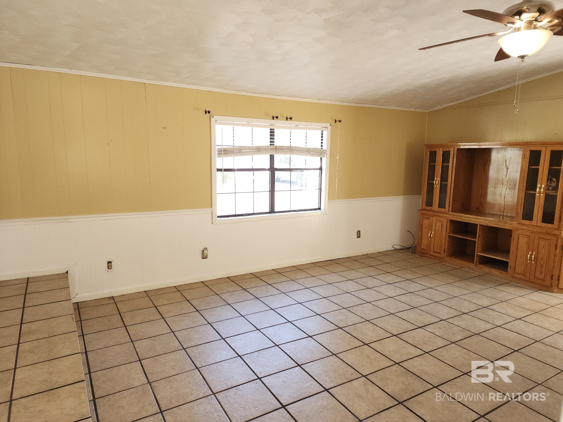 Photo 4 of Single family home for sale at 162 Fennell St, Atmore, AL 36502 | MLS# 412779 | Listing updated on 2026-10-29