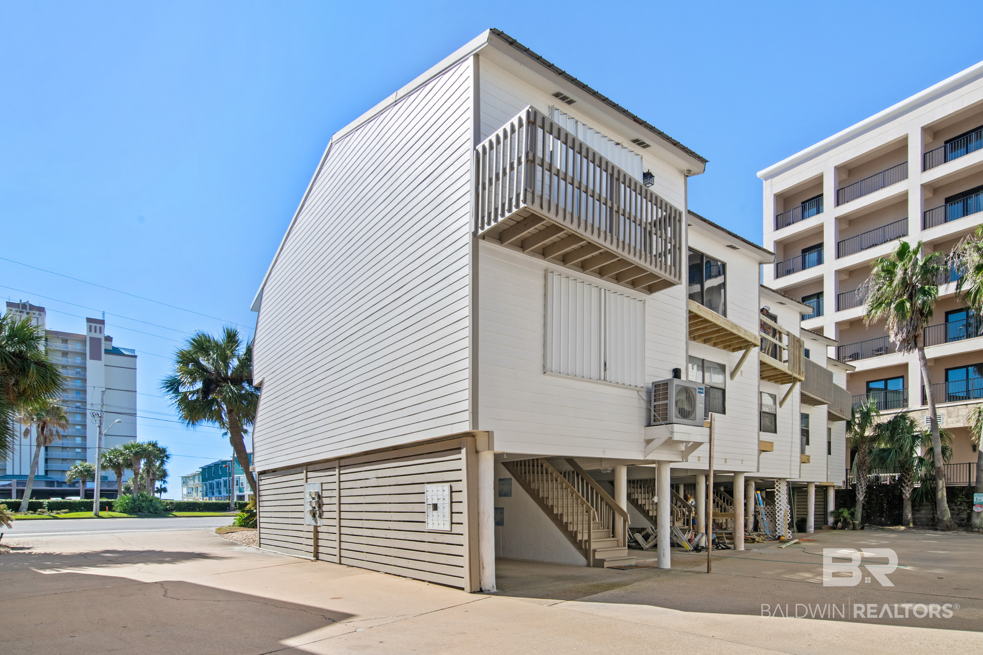 Photo 1 of Townhouse for sale at 554 E Beach Blvd #9, Gulf Shores, AL 36542 | MLS# 412774 | Listing updated on 2026-10-29